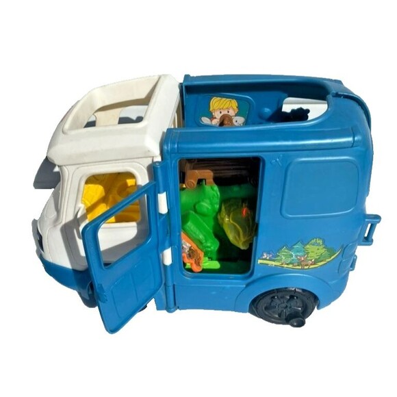 Fisher Price Little People 2015 Songs & Sounds Camper Van Foldable RV Working! - Picture 2 of 13